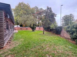 Photo 11- click for photo gallery